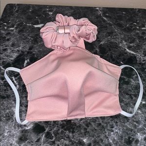 Custom Blush/Light Link Mask w/ Matching Schrunchy